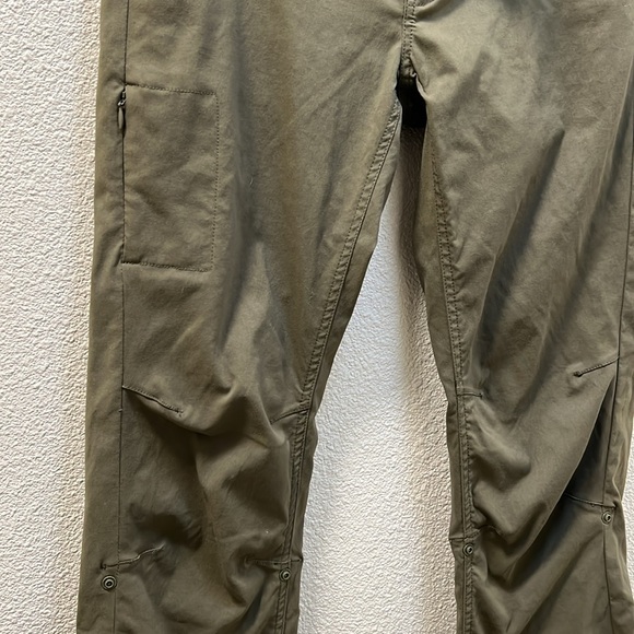 PrAna Halle Pant size 4 in dark olive green womens button is off but attached - Picture 2 of 11